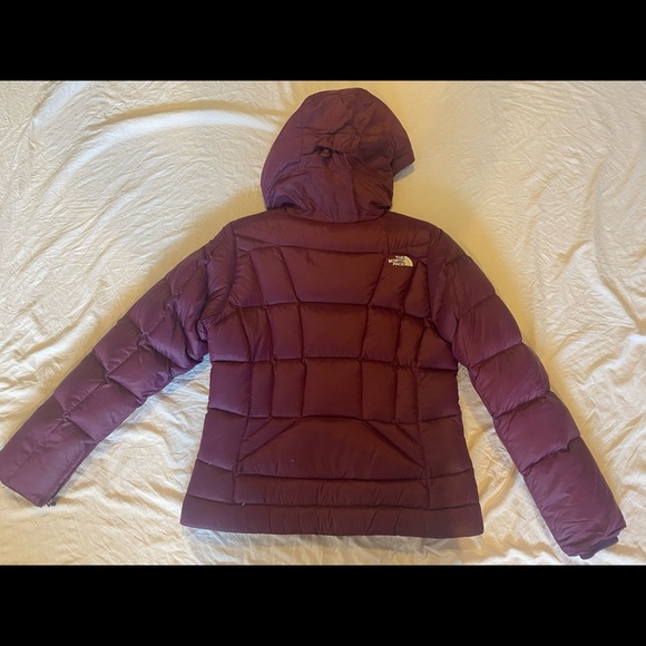 North face purple puffy jacket - Picture 2 of 4